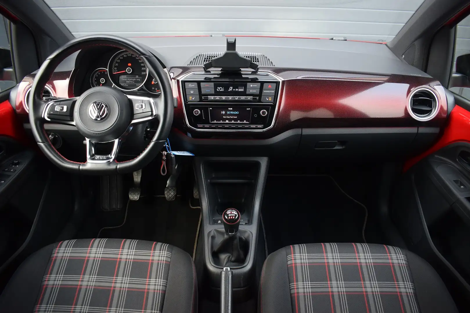 Volkswagen up! GTI 1.0 TSI 116pk | Pano | Beats | Camera Rood - 2