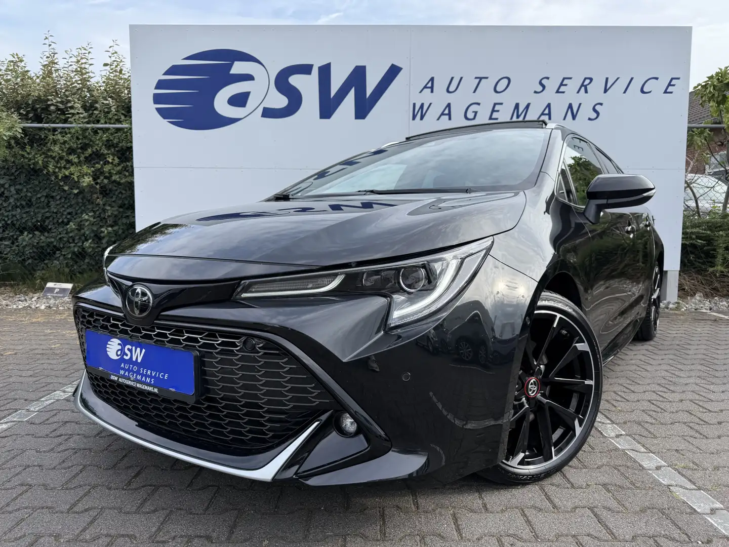 Toyota Corolla Touring Sports 2.0 Hybrid GR-Sport | Pano | Trekha Černá - 2