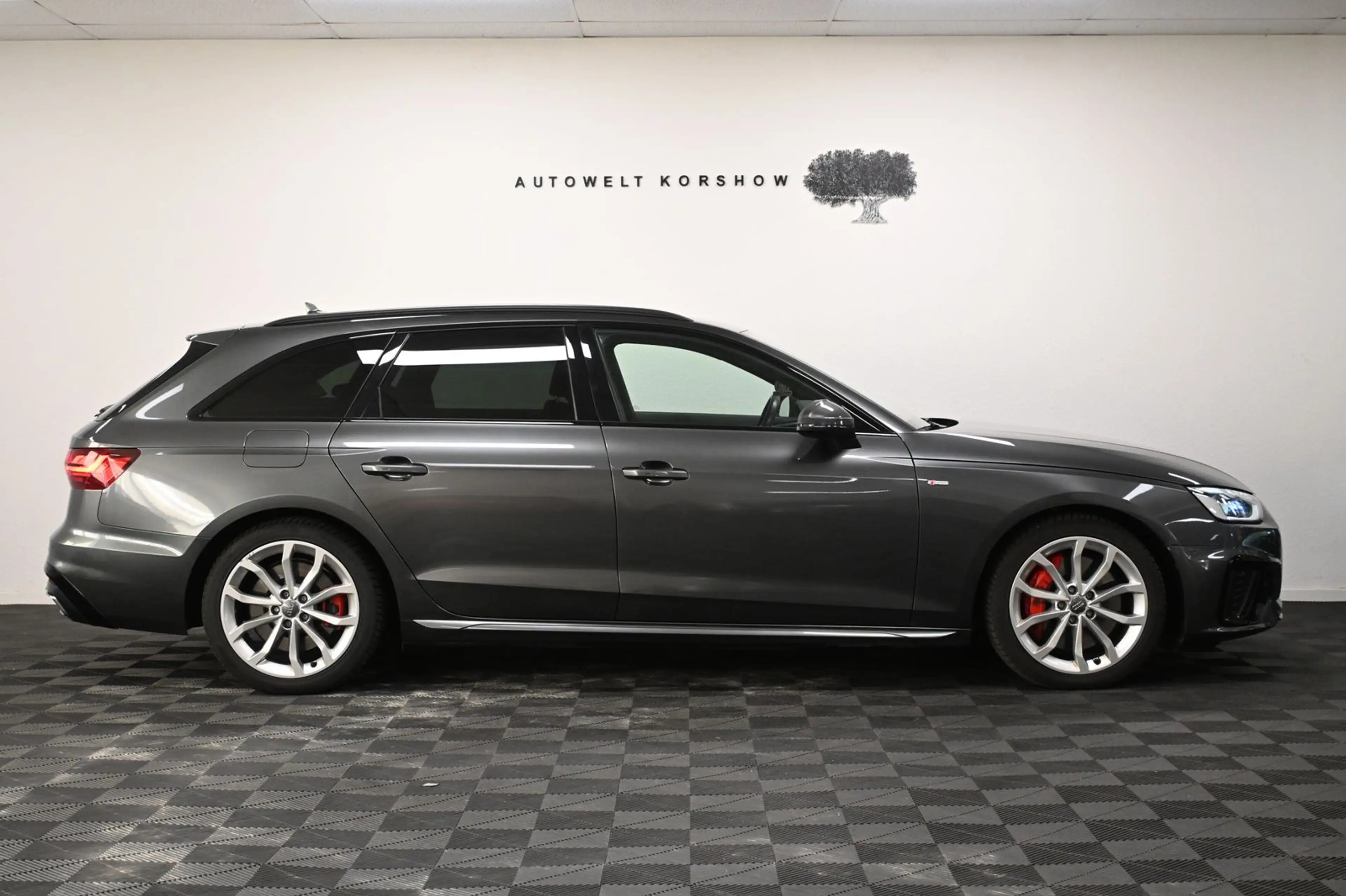 Audi A4 50 TDI q S-LINE *KAMERA *LED *VIRTUAL *SHZ — photo 5