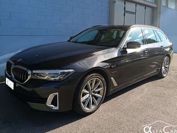 e xDrive Touring Luxury