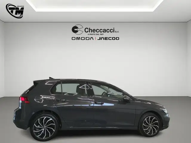 Volkswagen Golf view 9