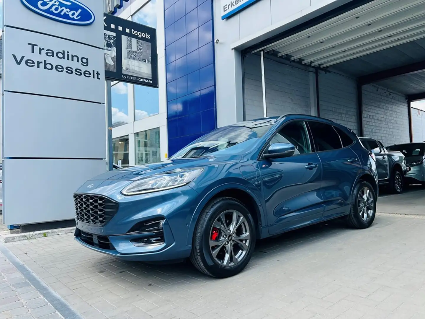 Ford Kuga 2.5 PHEV / ST-Line X / DAP / Camera / LED Blauw - 1