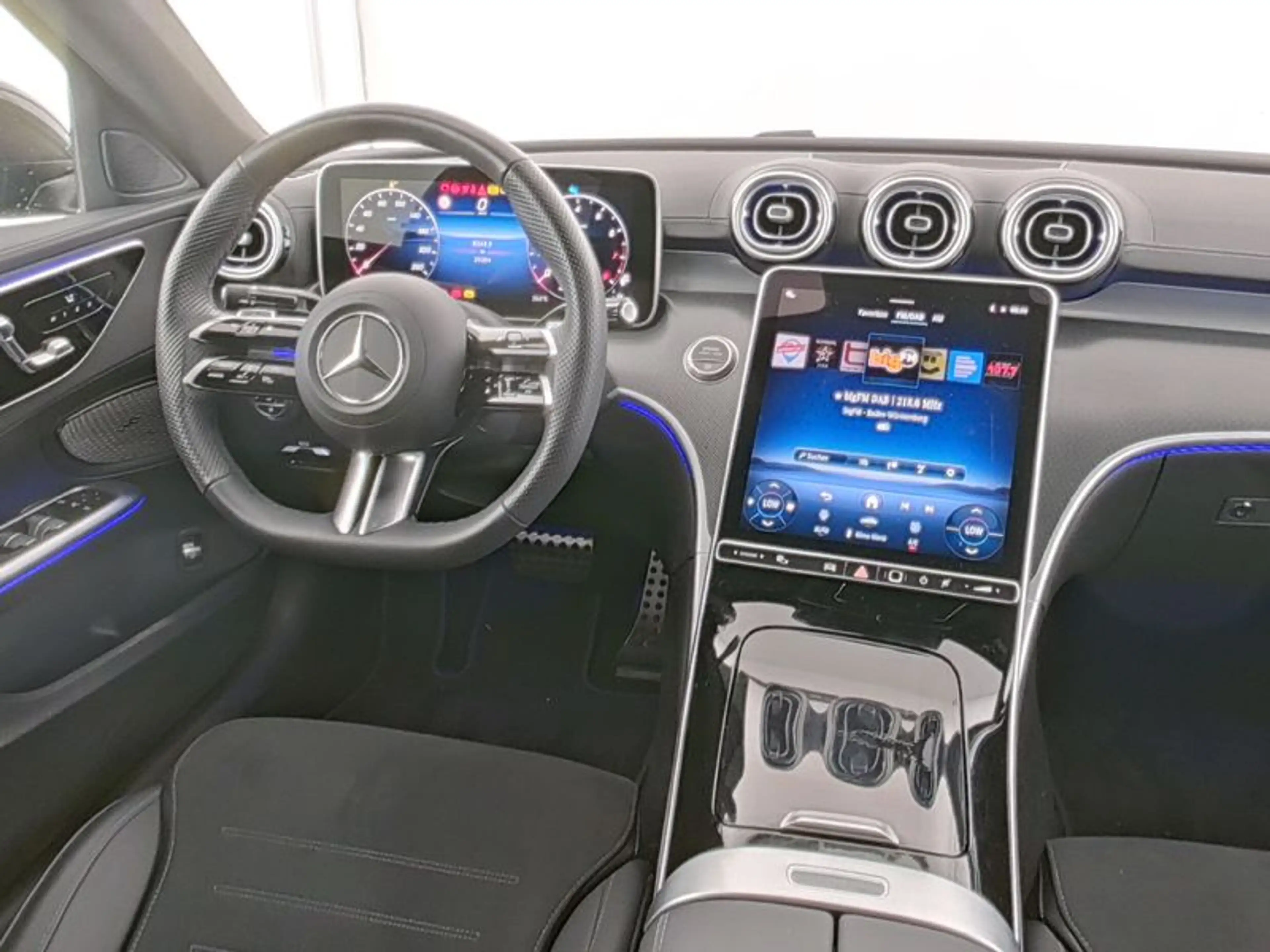 Mercedes-Benz C 180 *AMG Night Edition 360° Memory Distron LED — photo 6