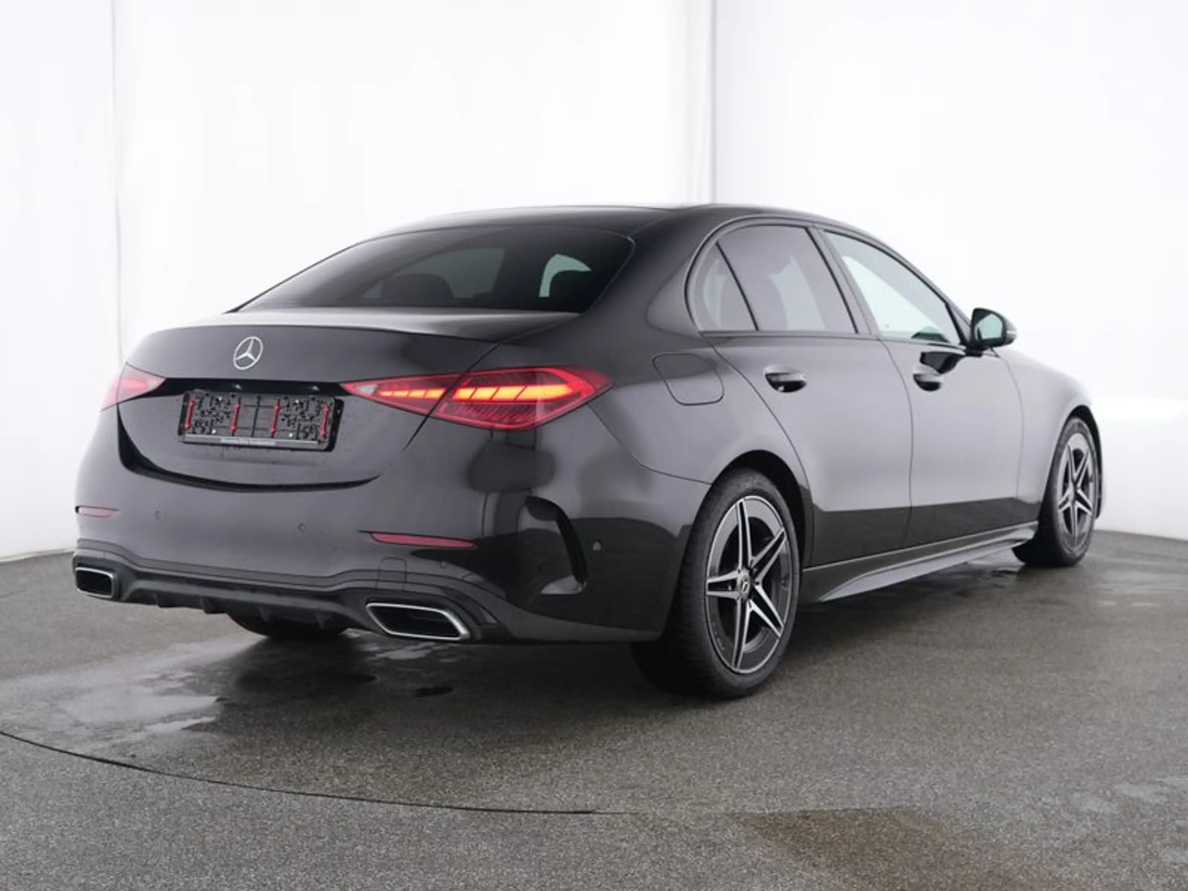 Mercedes-Benz C 180 *AMG Night Edition 360° Memory Distron LED — photo 2