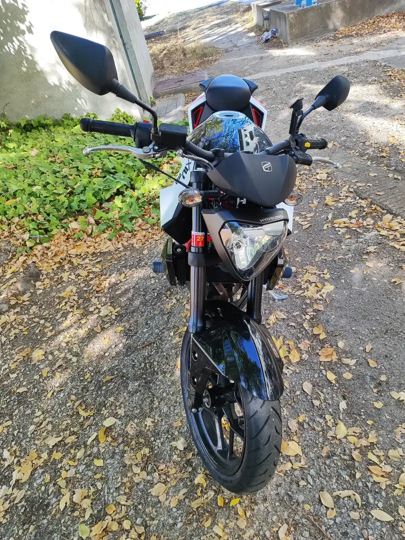 Hyosung Exiv 250 GD Negro - 2