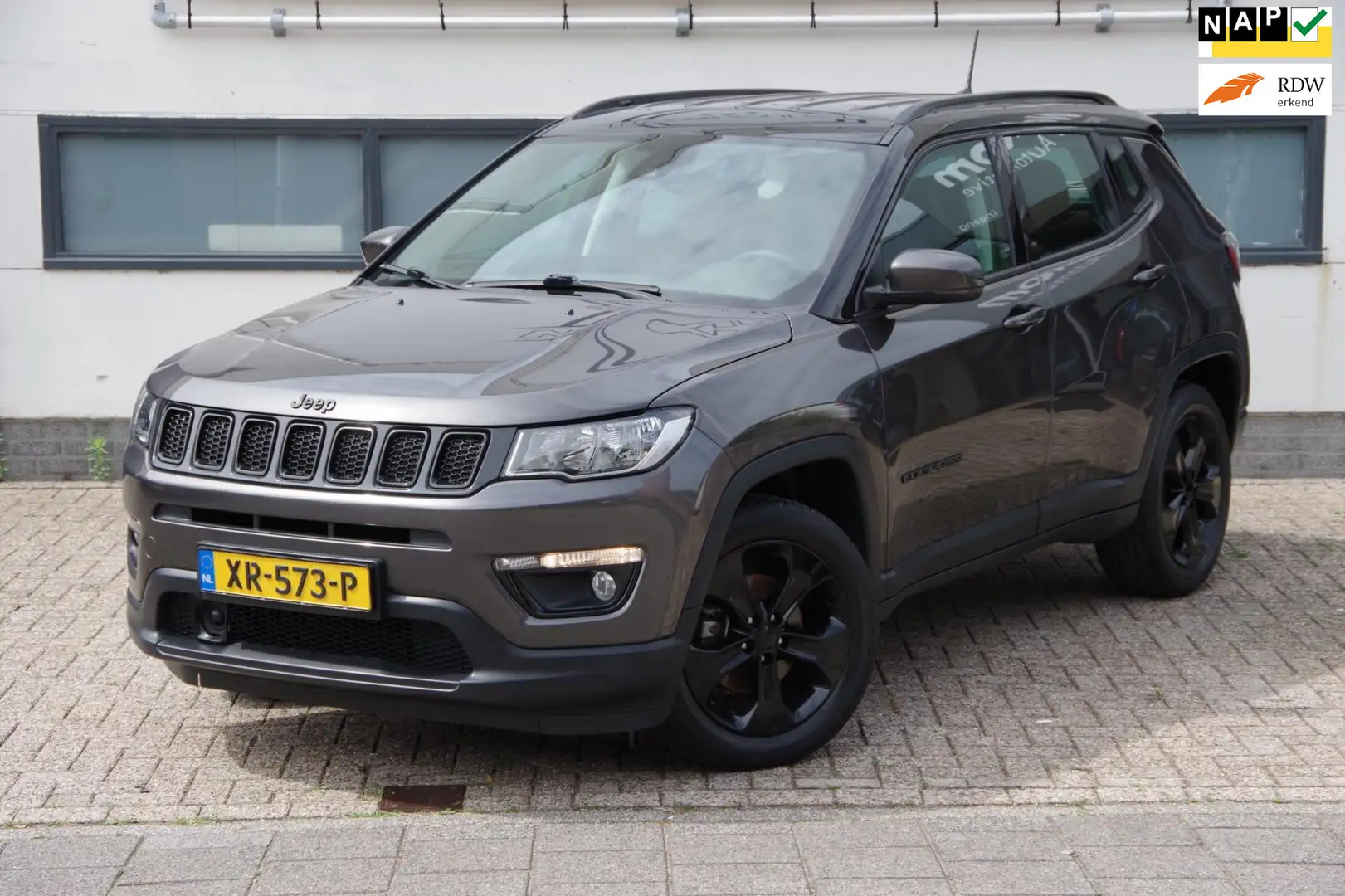 Jeep Compass 1.4 MultiAir Night Eagle Grijs - 1