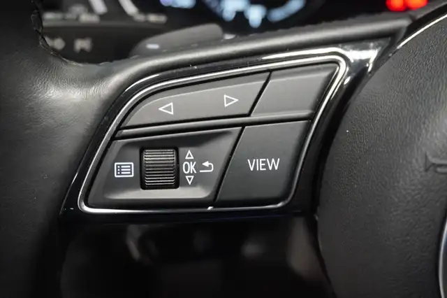 Audi A4 view 12