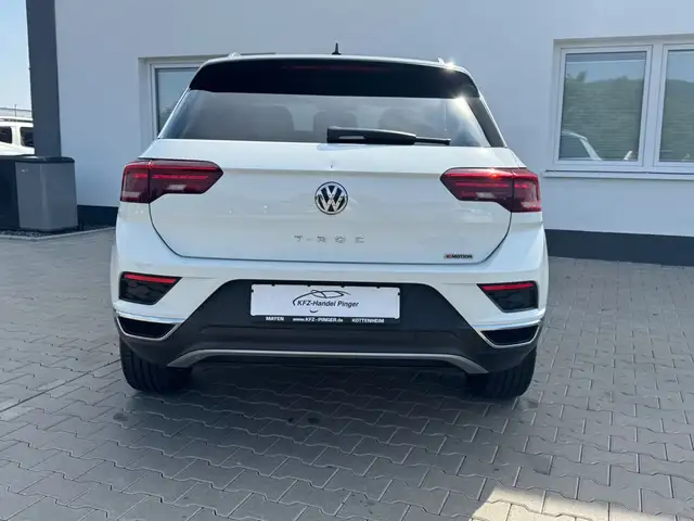 Volkswagen T-Roc view 7