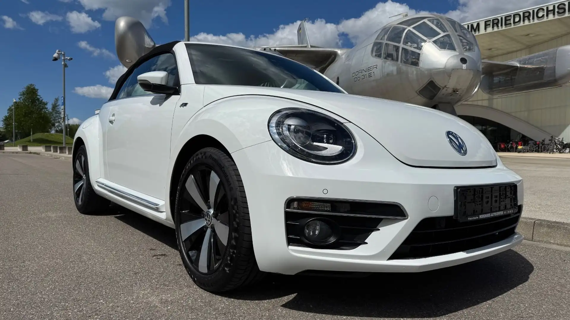 Volkswagen Beetle Cabriolet Design R-LINE LED/Autom./1.Hand Weiß - 1