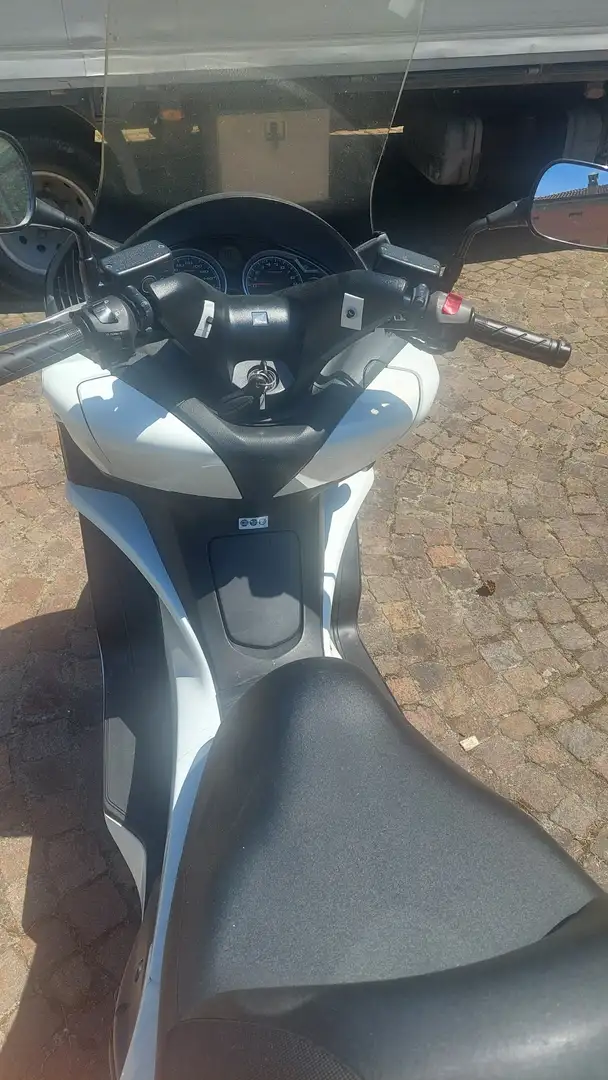 Honda SW-T 400 Alb - 2