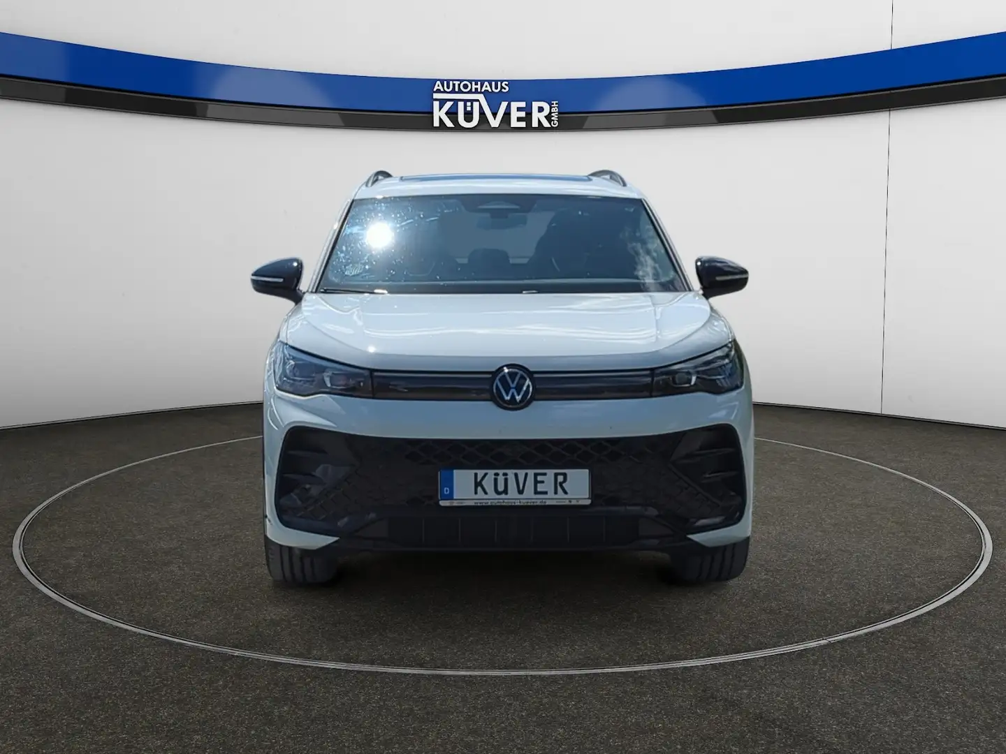 Volkswagen Tiguan R-Line 1,5 TSI DSG Navi+ACC+Pano+Matrix Weiß - 2