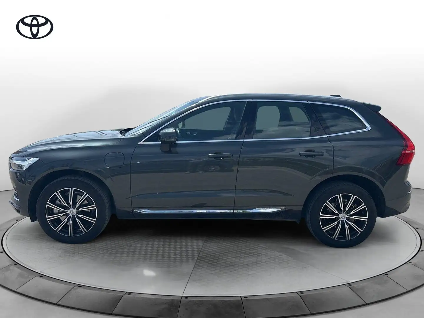 Volvo XC60 T6 Recharge Plug-in Hybrid AWD Inscription Grigio - 2