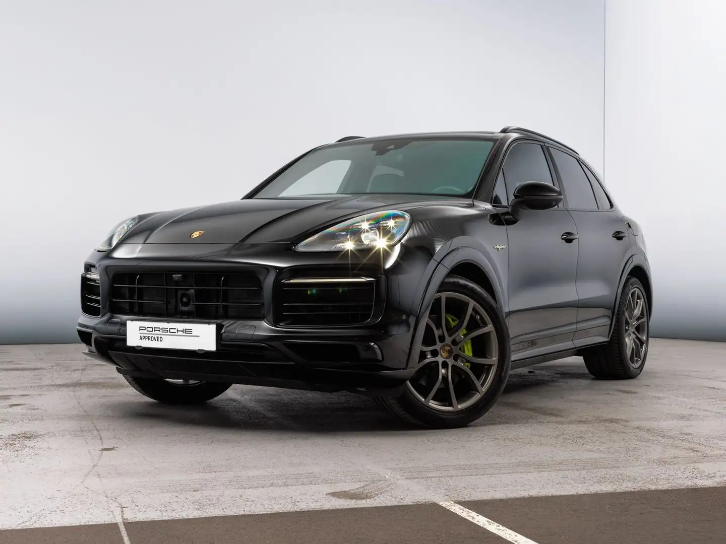 Porsche Cayenne E-Hybrid Schwarz - 1
