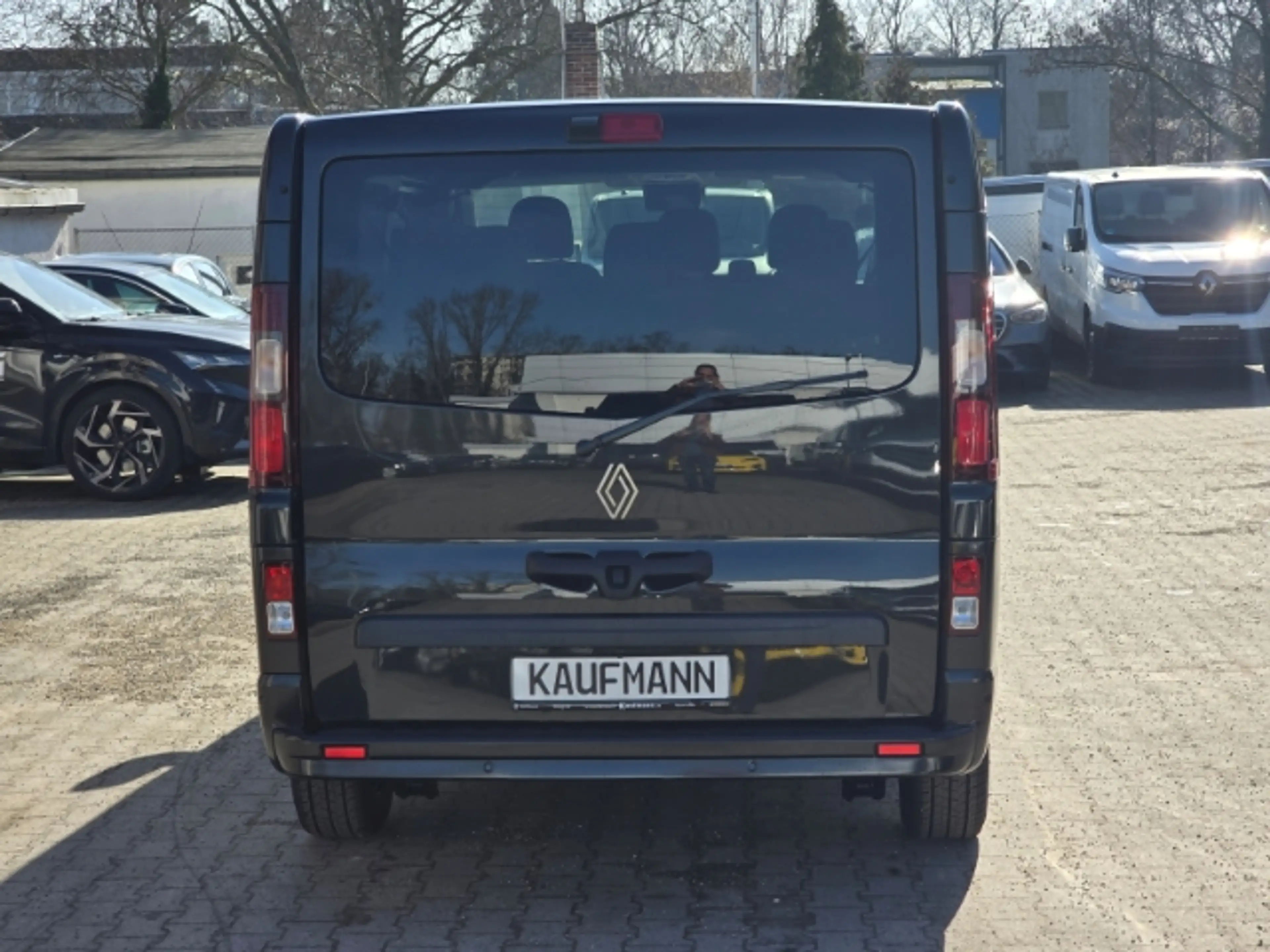 Renault Trafic Combi L2H1 3,0t Evolution 2.0 BLUE dCi 150 Automat — photo 5