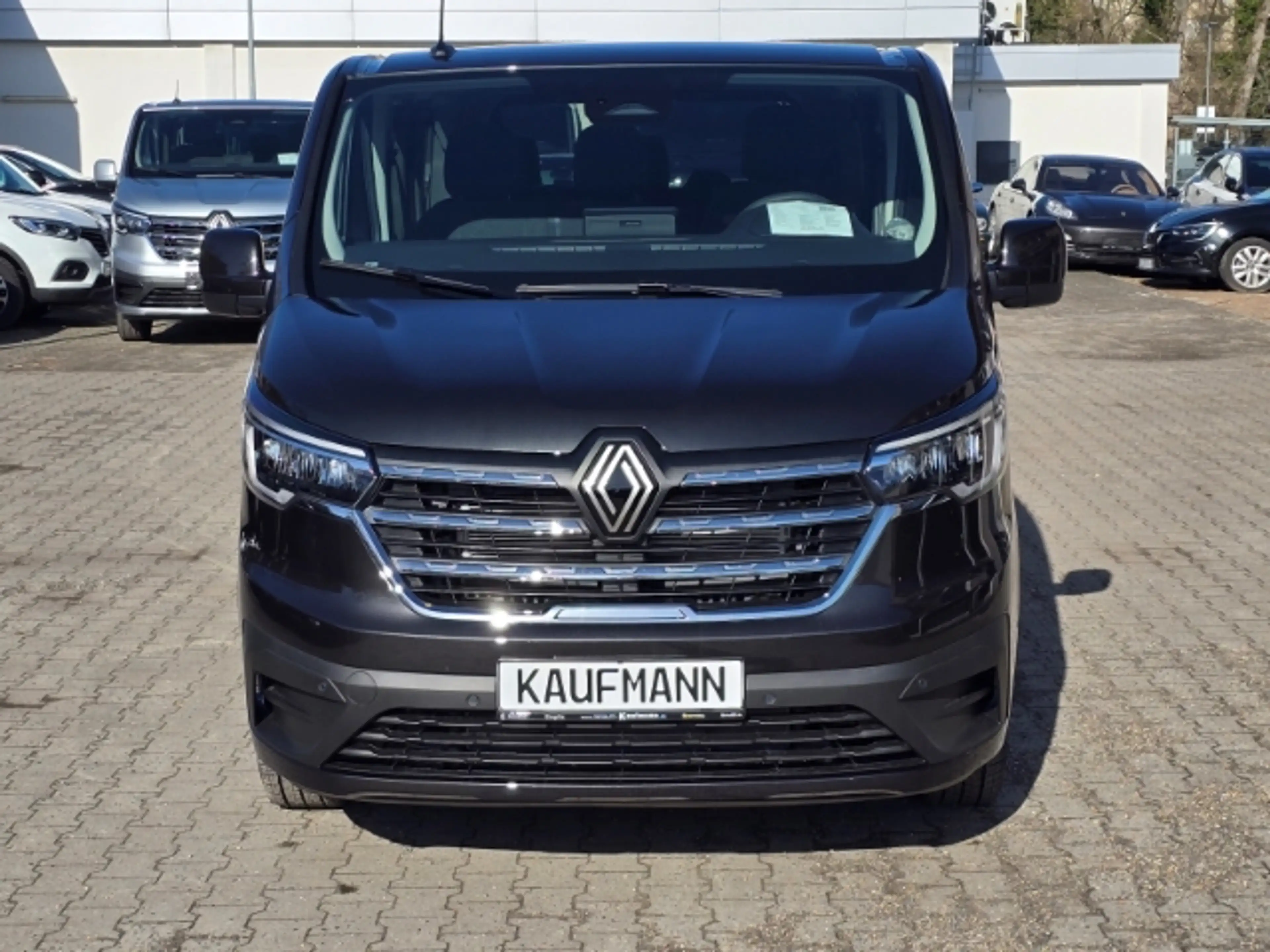 Renault Trafic Combi L2H1 3,0t Evolution 2.0 BLUE dCi 150 Automat — photo 2