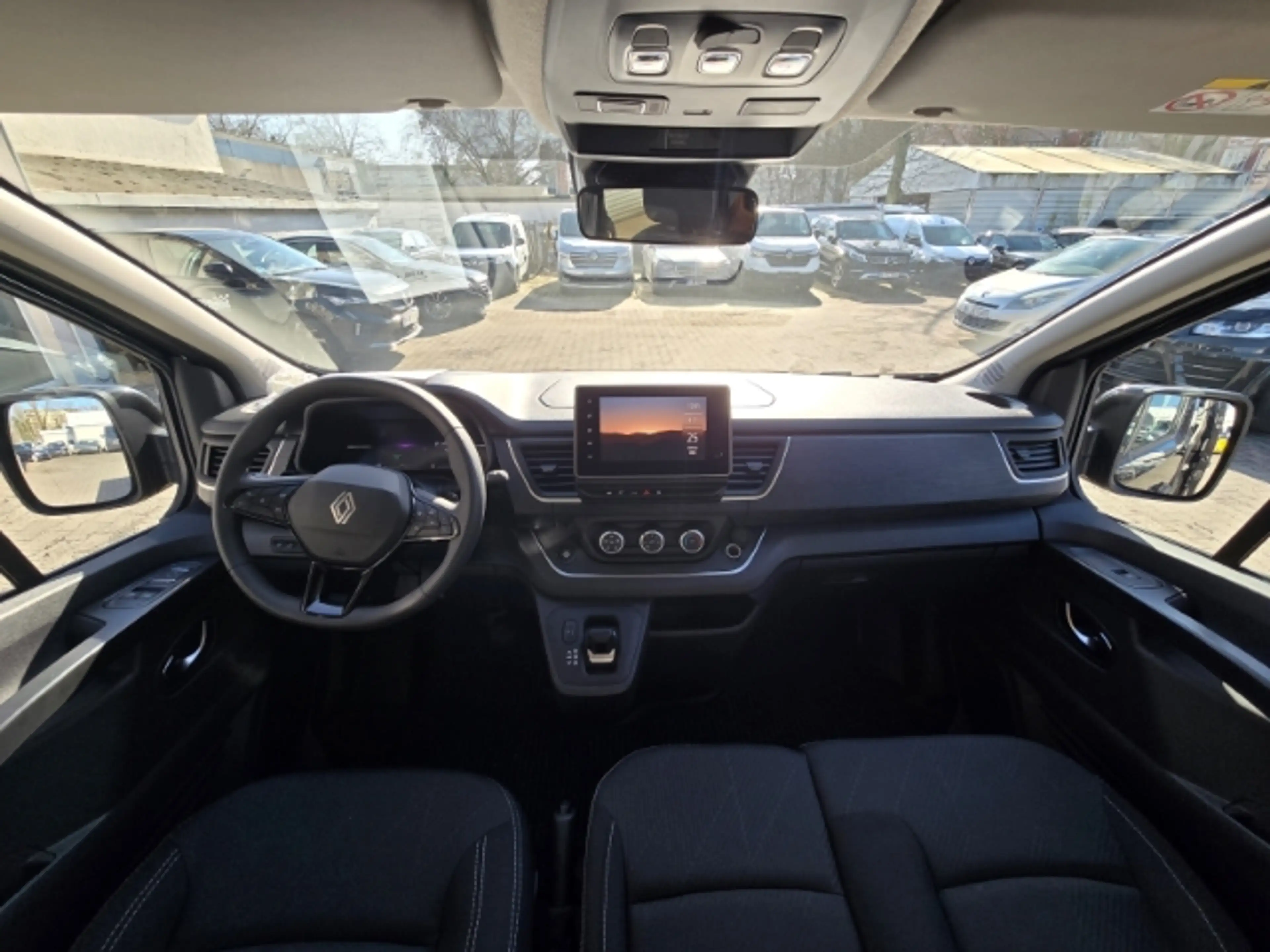 Renault Trafic Combi L2H1 3,0t Evolution 2.0 BLUE dCi 150 Automat — photo 11