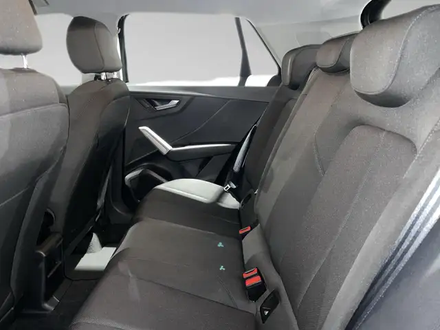 Audi Q2 view 11