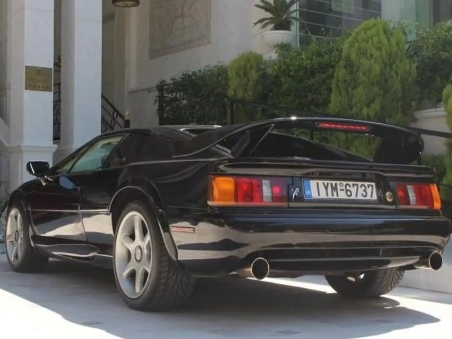 Lotus Esprit Lotus Esprit V8 Schwarz - 2