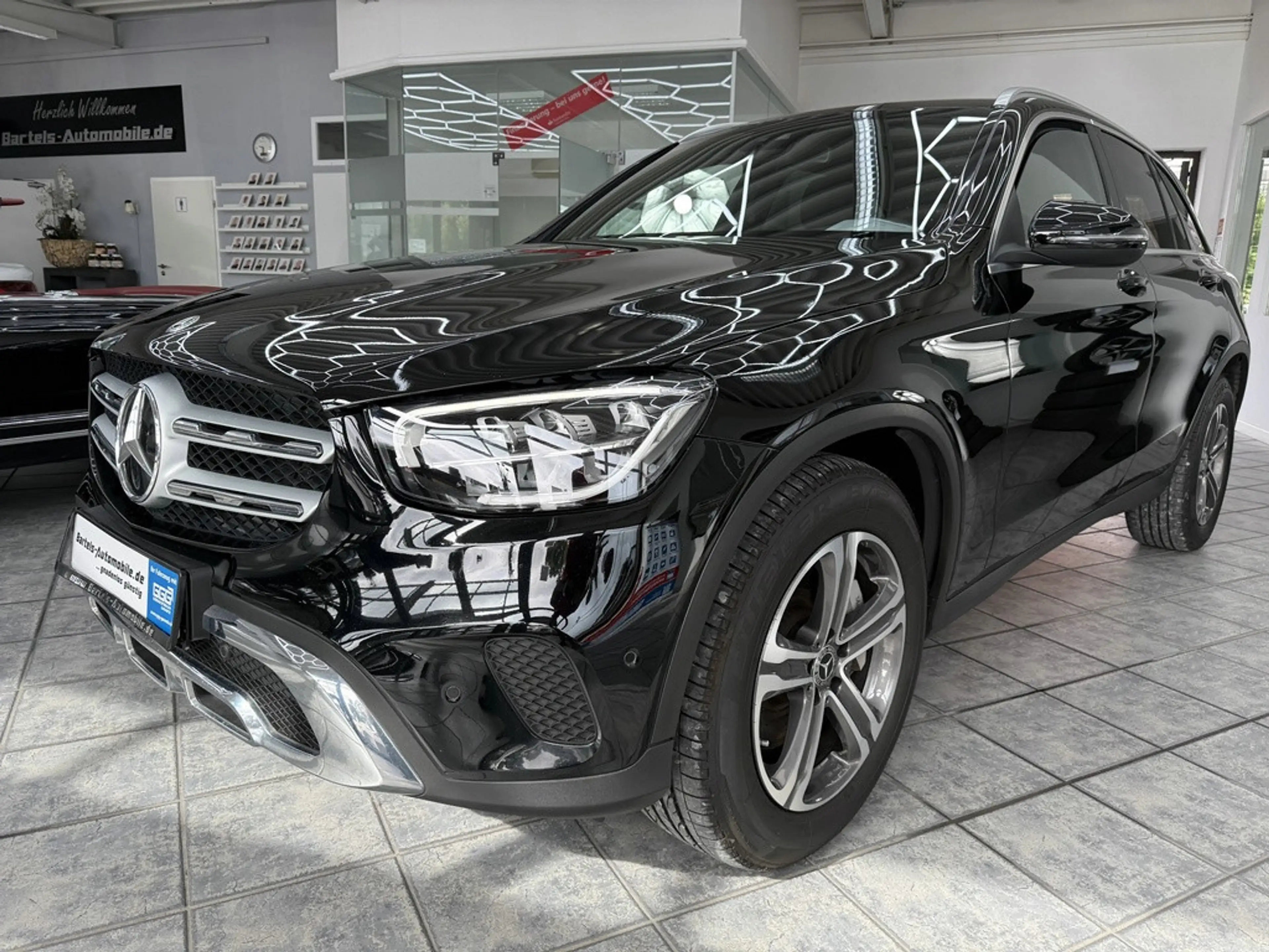 Mercedes-Benz GLC 400 d 4Matic, 1.Hand, LED, Kamera, 9G, MBUX — photo 9