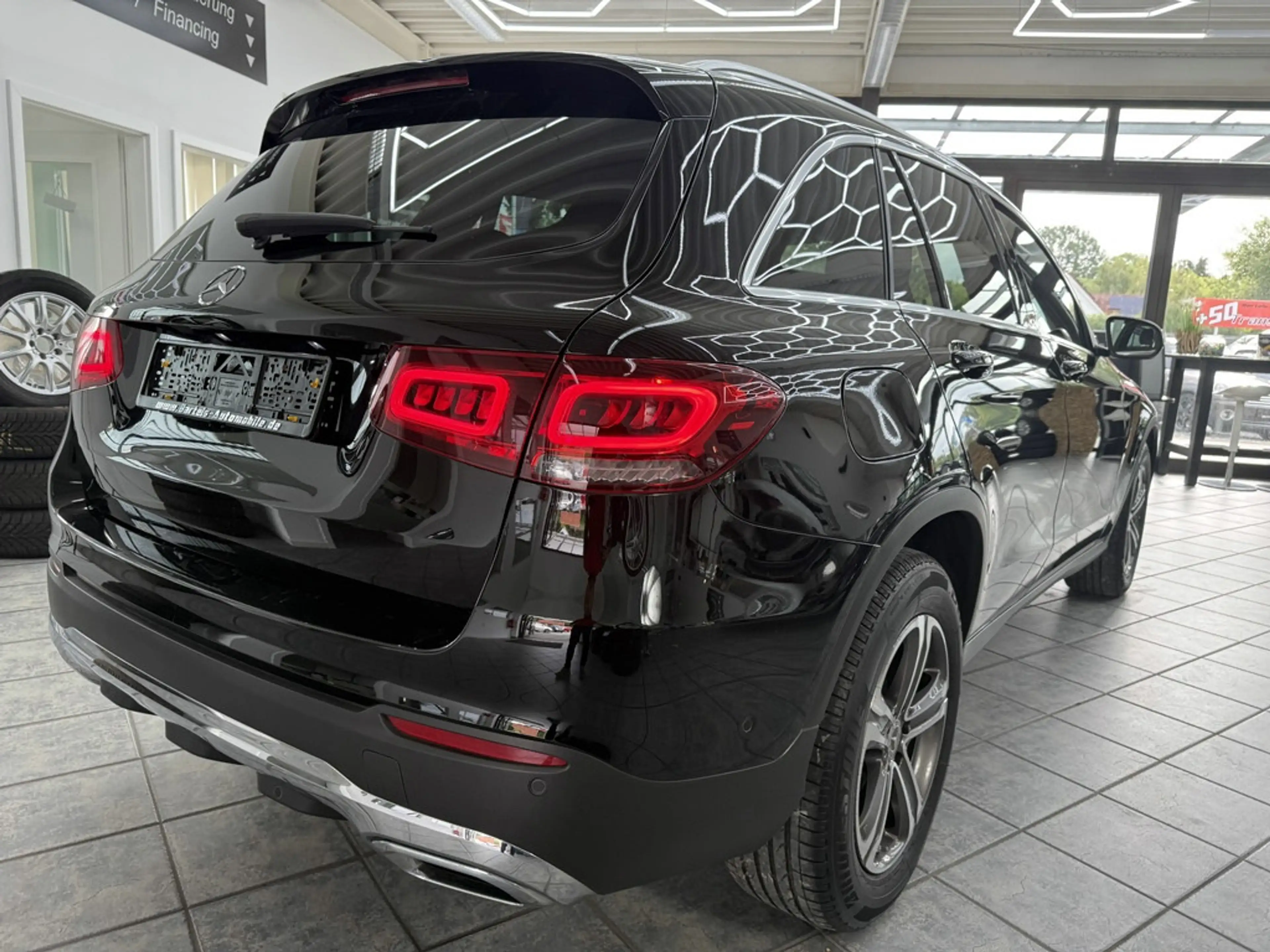 Mercedes-Benz GLC 400 d 4Matic, 1.Hand, LED, Kamera, 9G, MBUX — photo 14