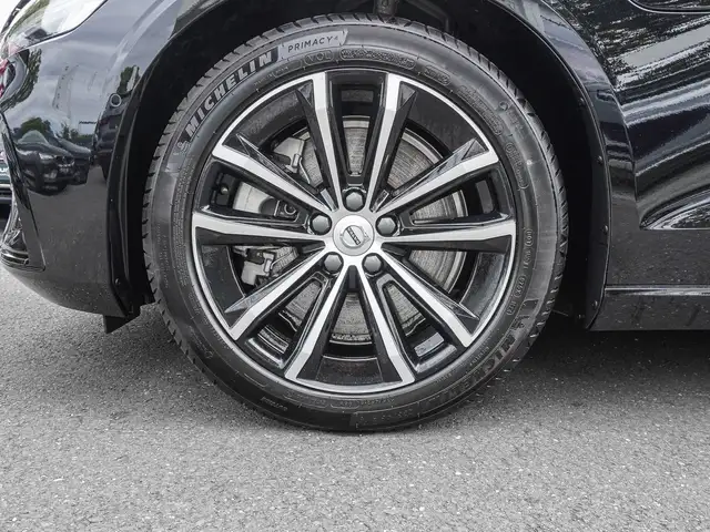 Volvo V60 view 7