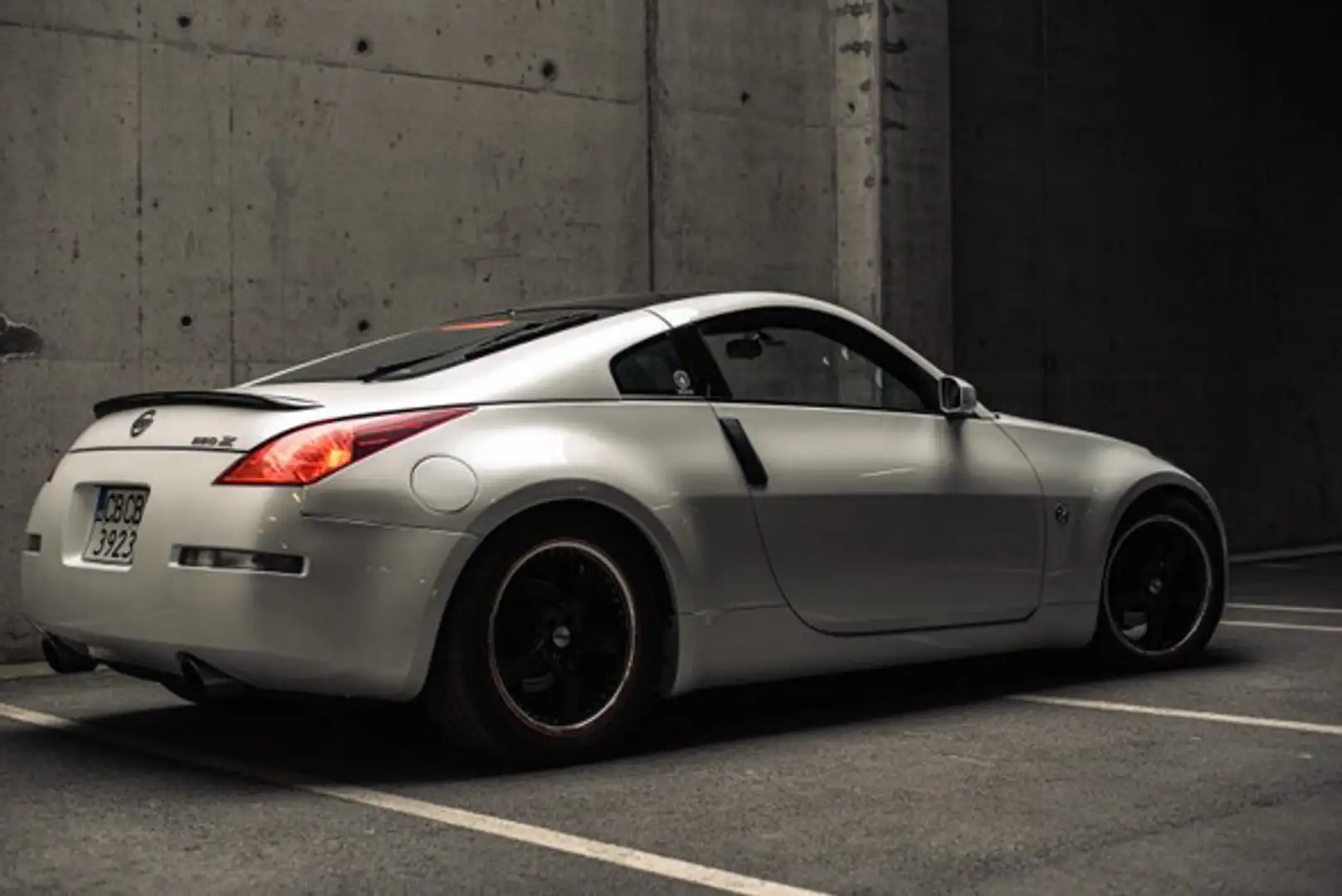 Nissan 350Z 350 Z Premium Pack - 1