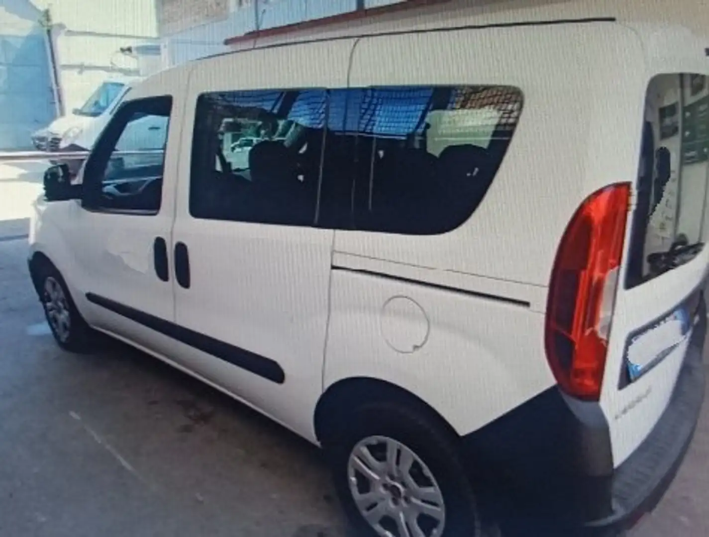 Fiat Doblo 1.3 mjt cargo combi n1 5 posti 95 cv (Autocarro) Bianco - 2