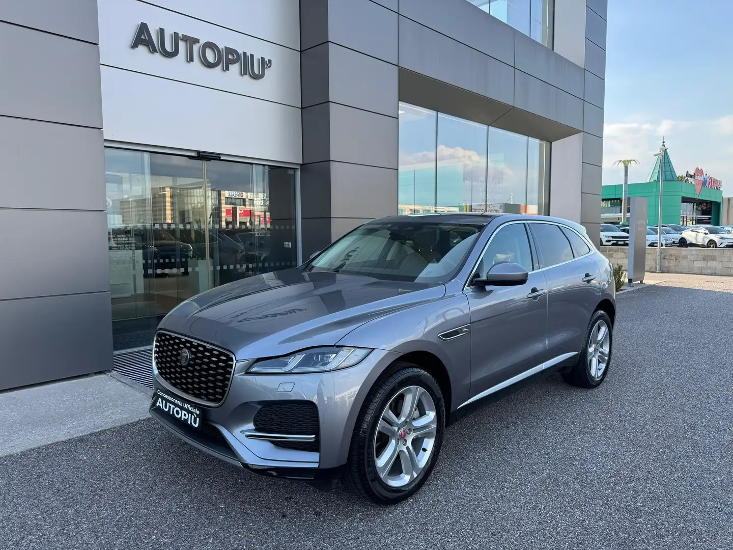 Jaguar F-Pace 2.0d i4 mhev SE awd 204cv aut IVA ESPOSTA Grigio - 1