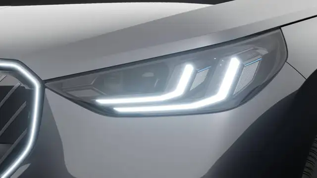 BMW X3 view 6
