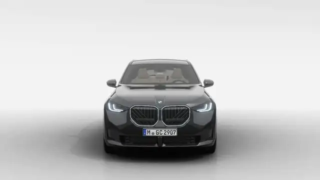 BMW X3 view 3