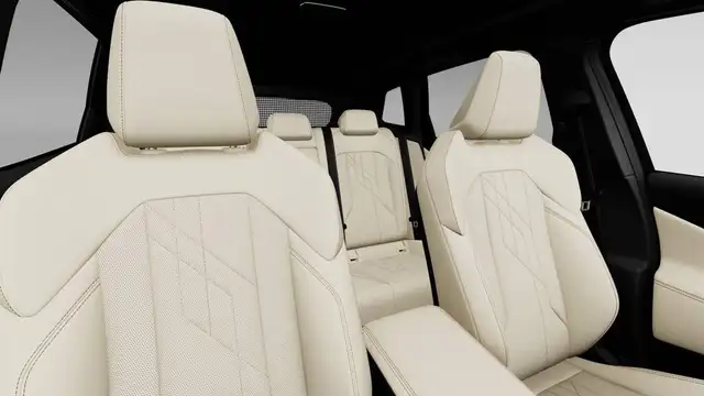 BMW X3 view 11