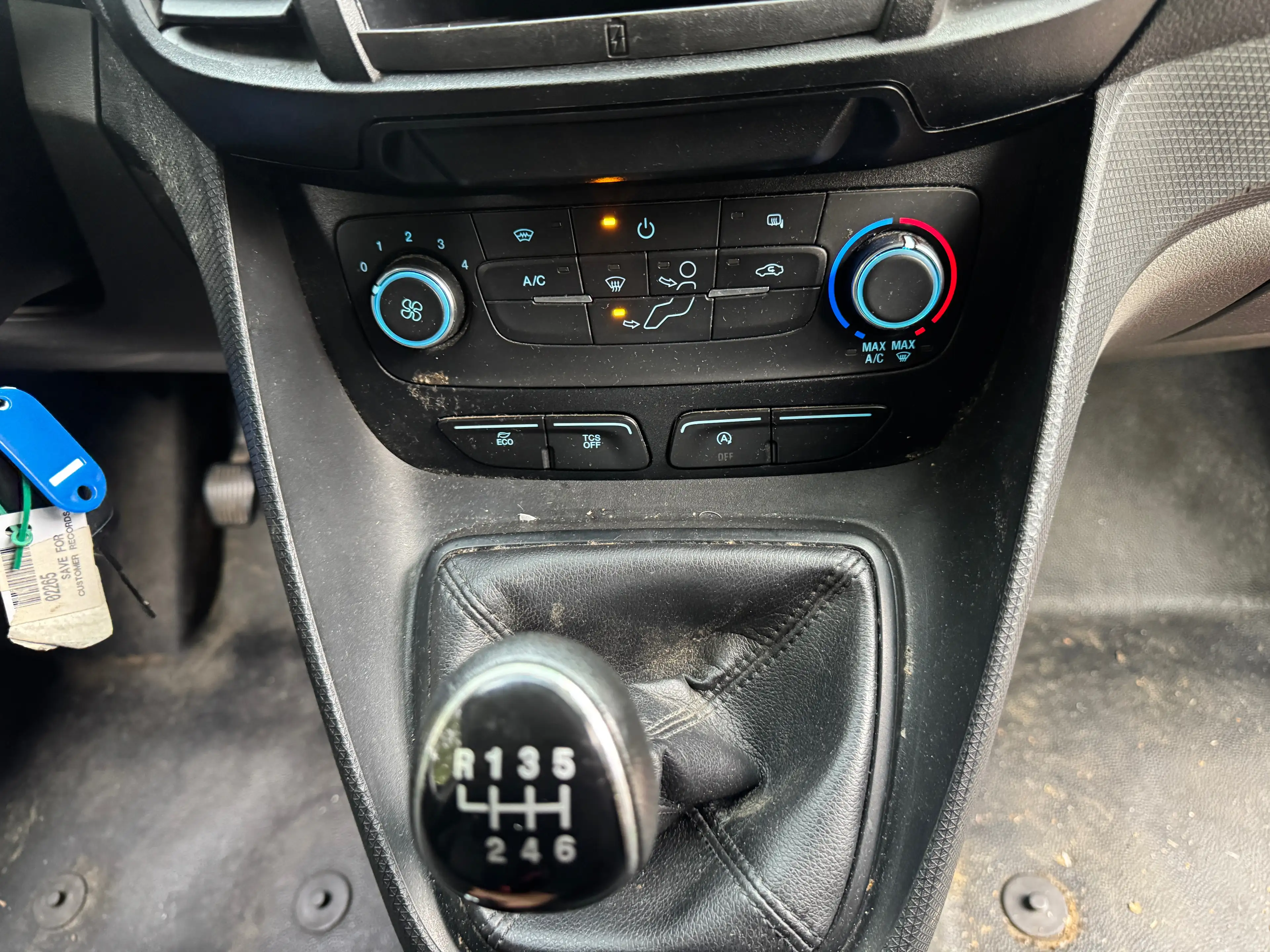 Ford Transit Connect 210 1.5 TDCi Ambiente (EU6.2) — photo 11