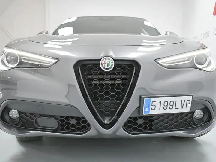 Alfa Romeo Stelvio 2022, foto 44