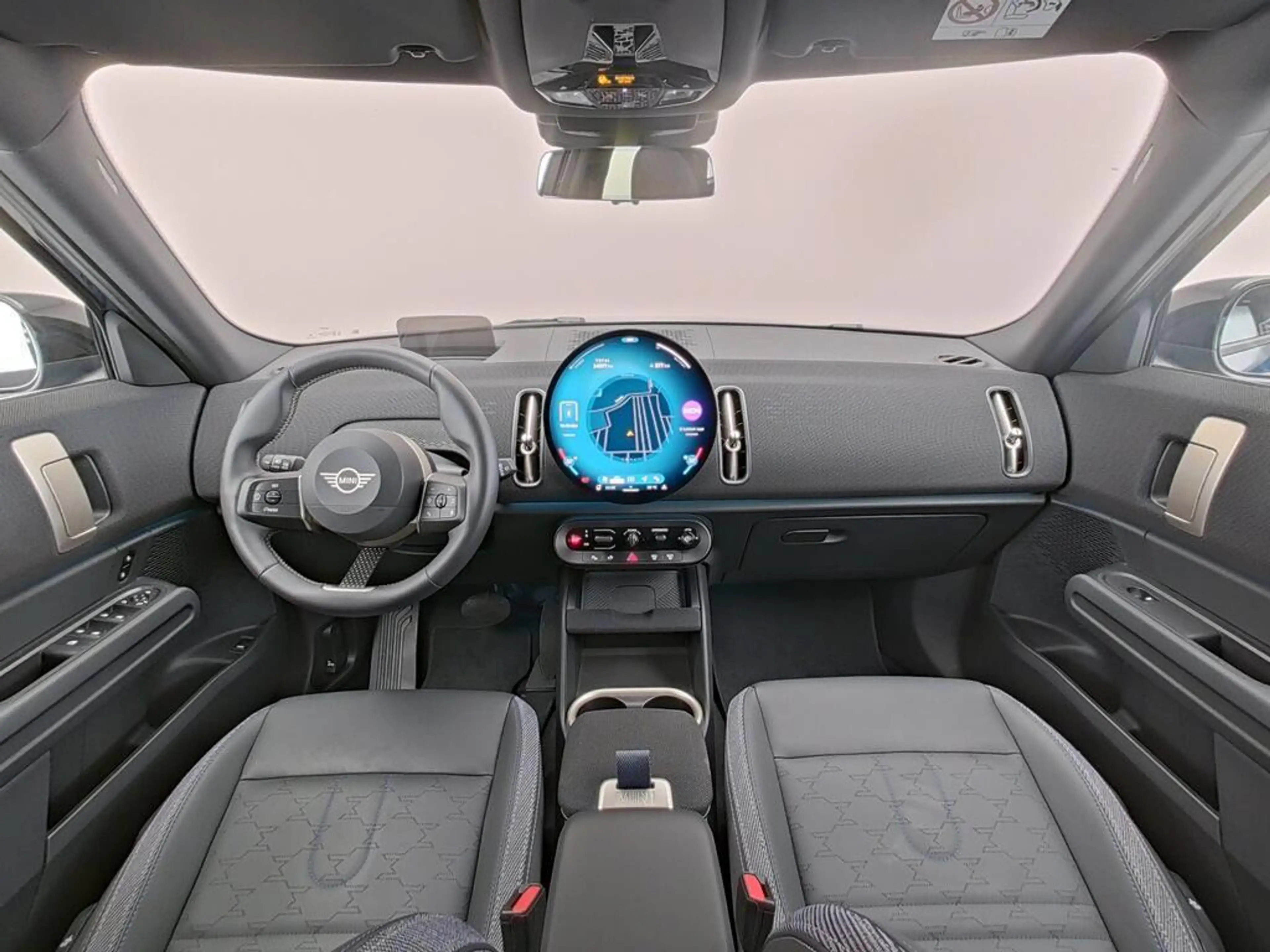MINI Countryman E Classic S 66.5 kWh — photo 5
