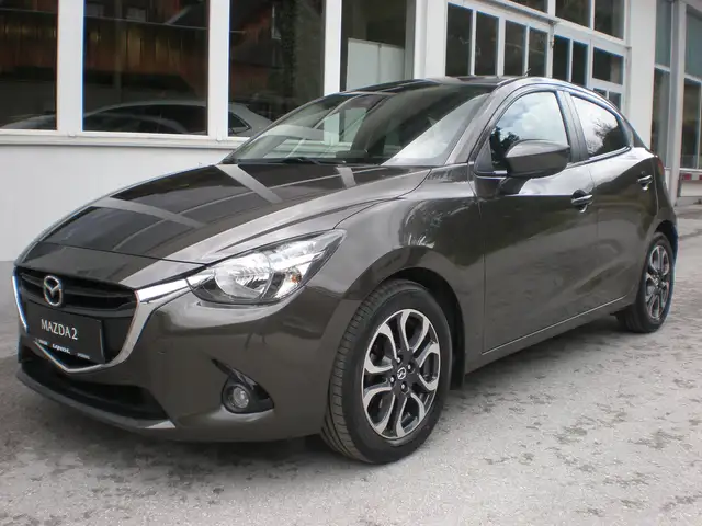 Mazda 2 G75 Attraction
