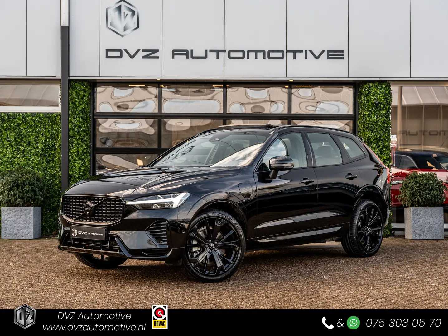 Volvo XC60 2.0 T6 Plug-in hybrid AWD Ultra Black Edition | SO Schwarz - 1