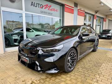 M5 G99 Touring 4.4 727cv auto