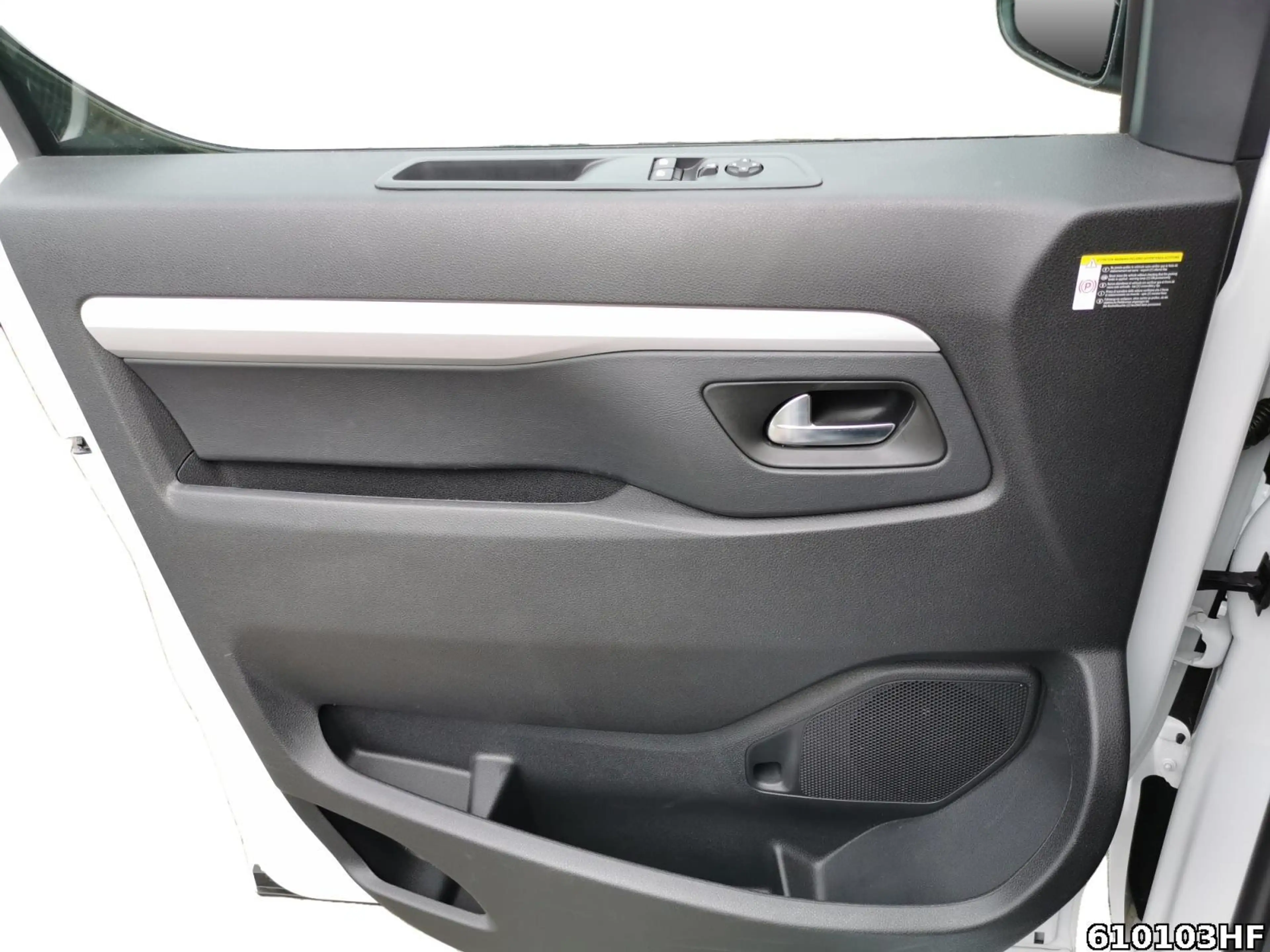 Opel Zafira Life -e Life 100kW*NAVI*PANO*KAMERA*PDC* — photo 14