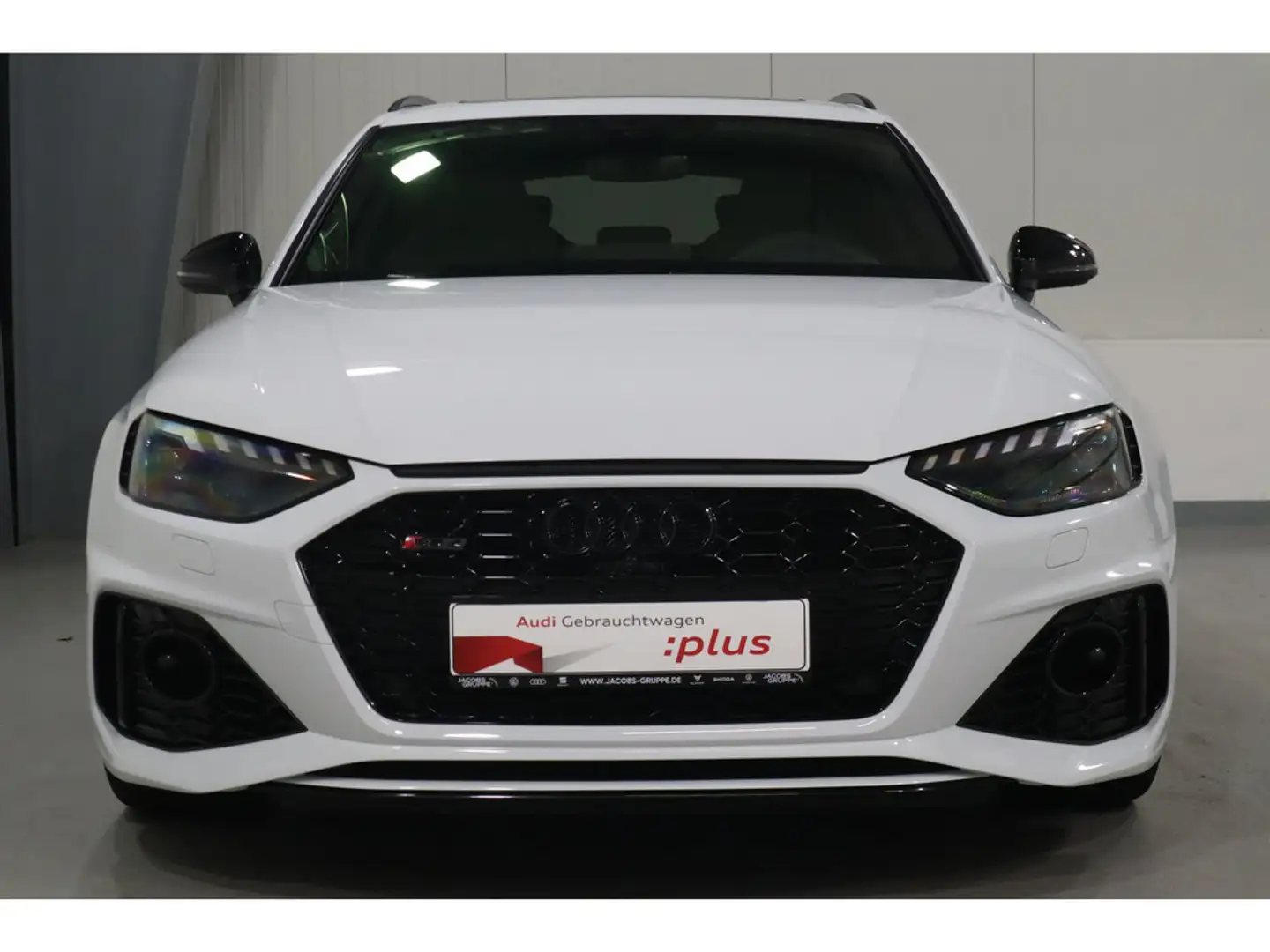 Audi RS4 Avant 2.9 TFSI quattro B&O*Pano*Matrix * Grau - 2