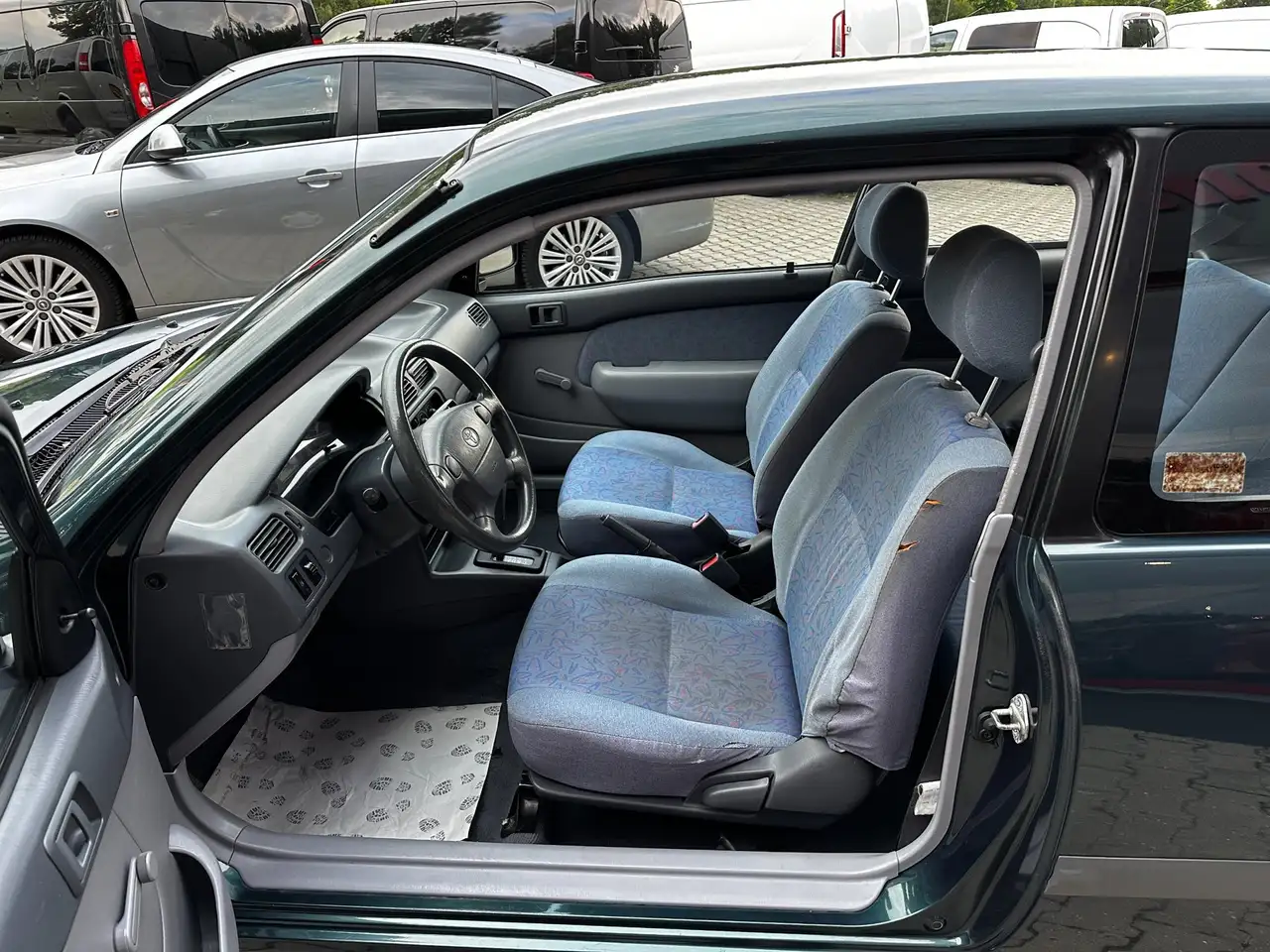 Toyota Starlet 1.3-16V XLi GTSi / AUTOMAAT / DEALER ONDERHOUDEN /, foto 12