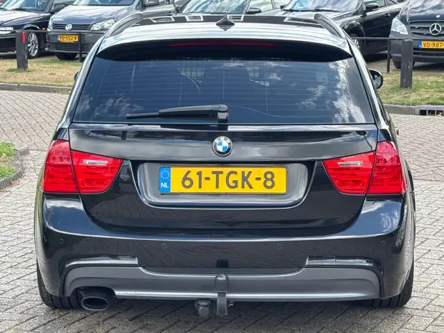 BMW 3 Series view 7