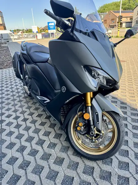 Yamaha TMAX 560 - foto 5
