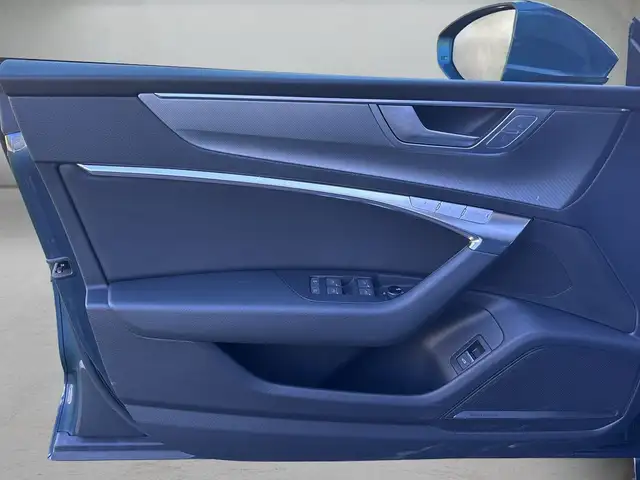Audi A7 view 6