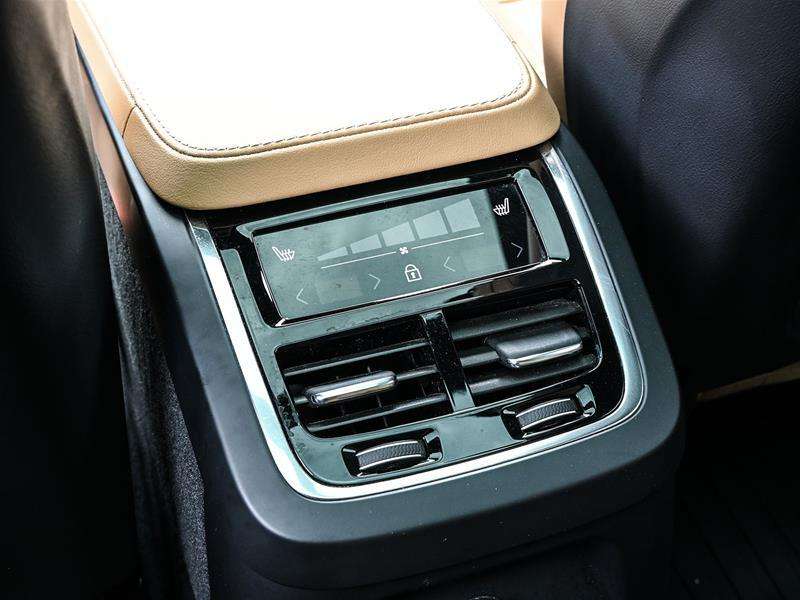 2021 Volvo XC90 thumb 20