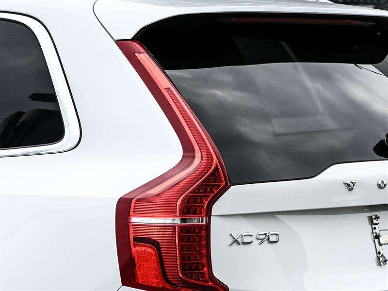 2021 Volvo XC90 thumb 7