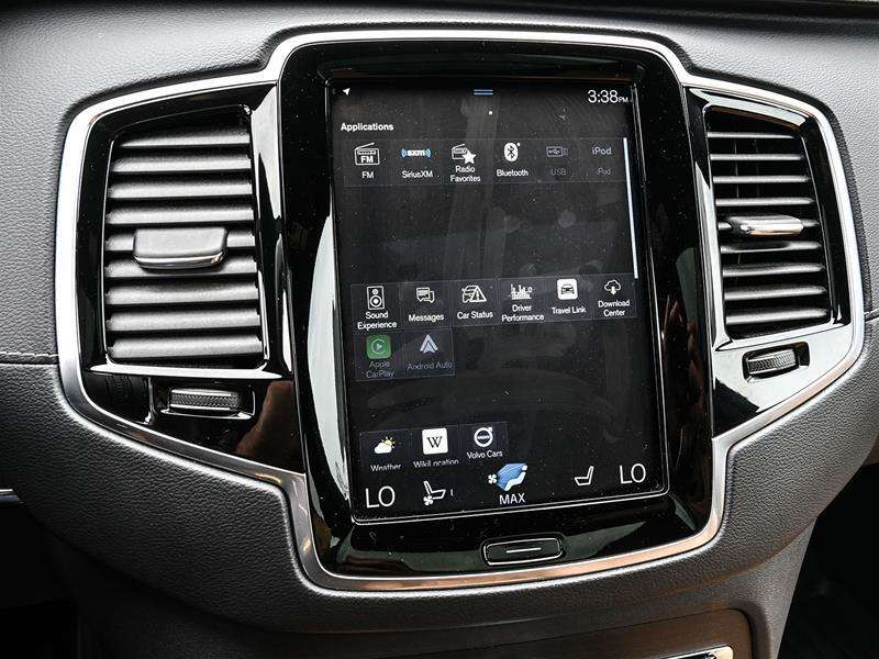 2021 Volvo XC90 thumb 25