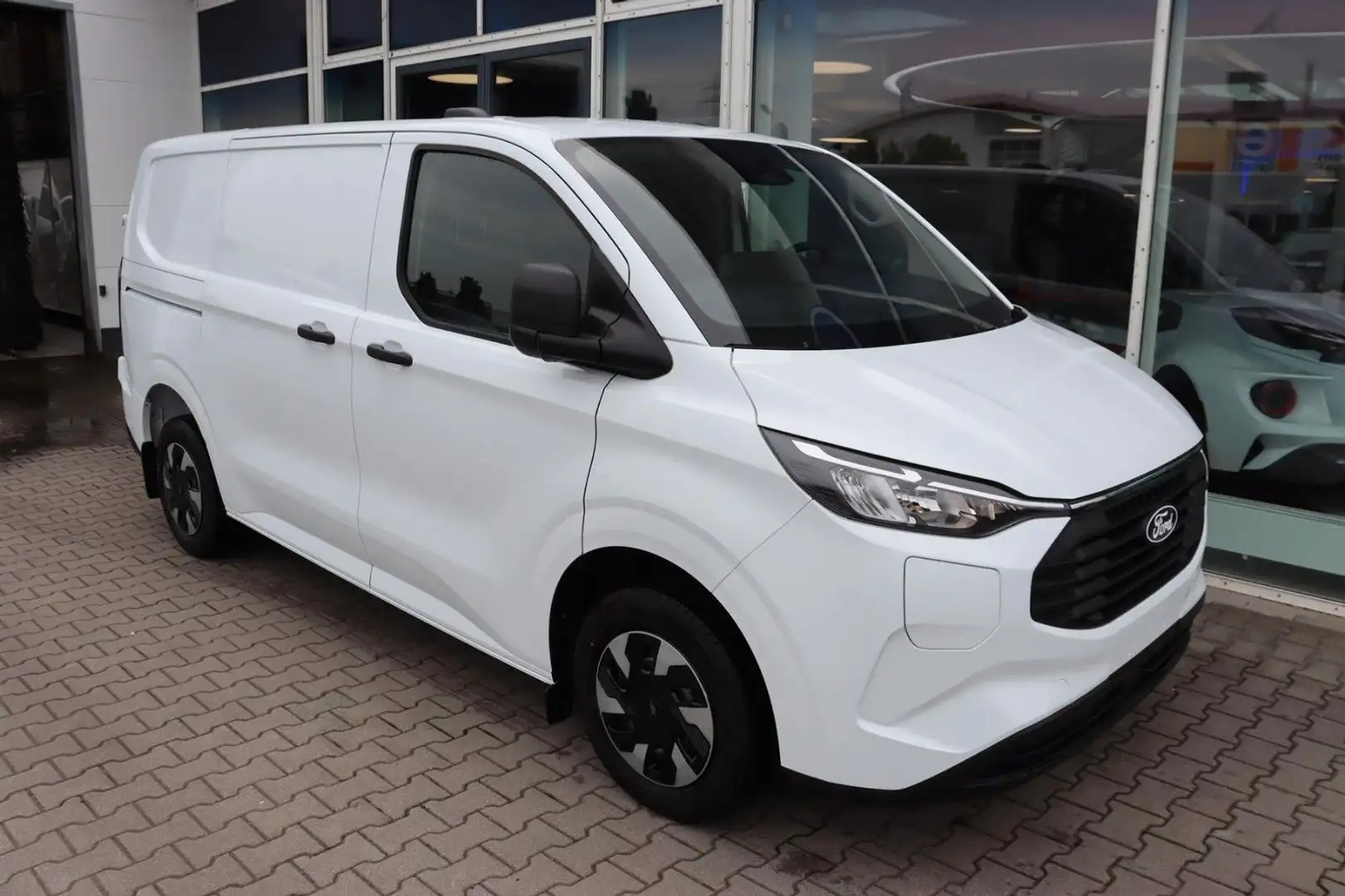 Ford Transit Custom 2.5 l PHEV 320 L1  0,0 % FIN* AHK Weiß - 2
