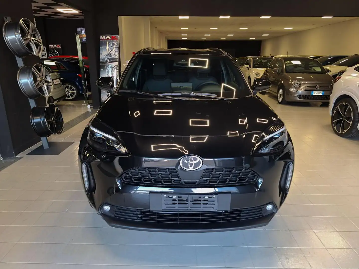 Toyota Yaris Cross 1.5 Hybrid 130 CV 5p.E-CVT Trend Kmo Nero - 2