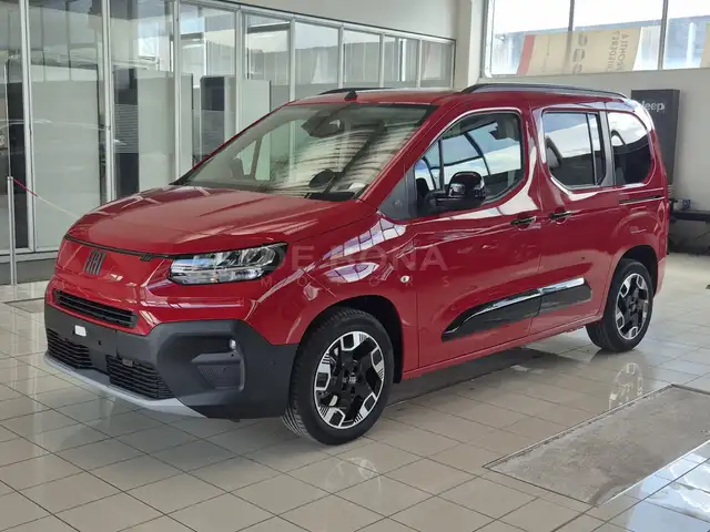 Fiat Qubo l 5 Seats L 1.5 Diesel 130 Cv At8 La Prima