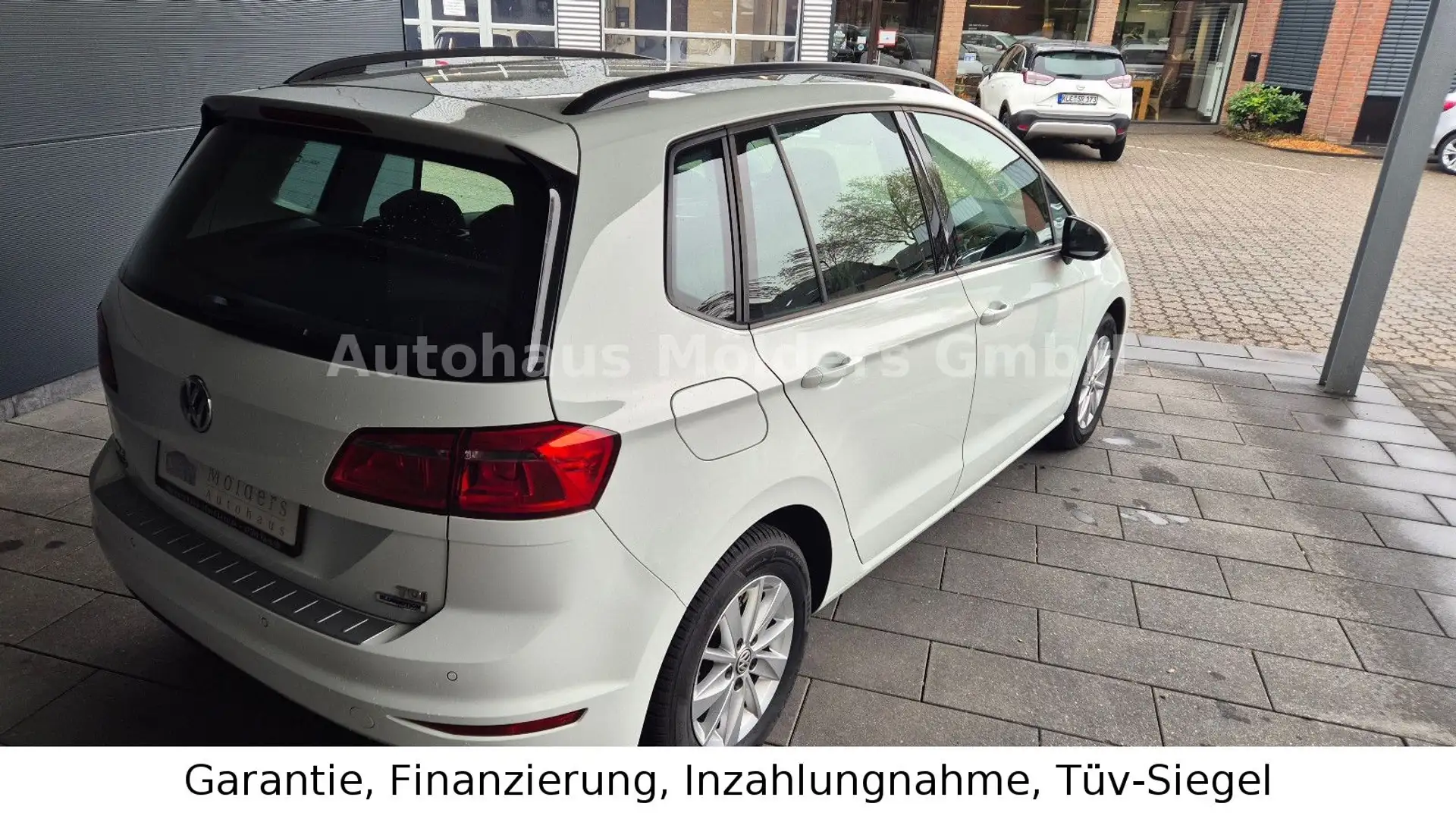 Volkswagen Golf Sportsvan 1,6 TDI *Garantie*AHK*169€ mtl. Bianco - 2